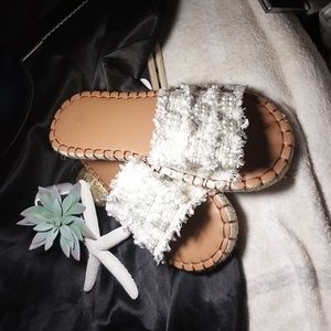 🦪Faux Pearls Detail Flat Slide Sandals